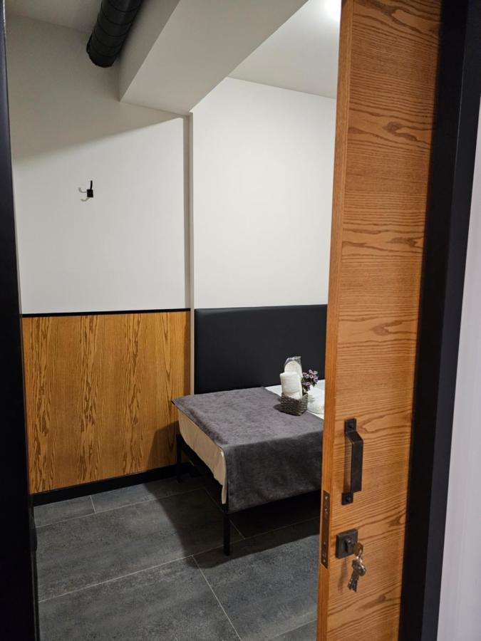 Orion Hostel Jerevan Buitenkant foto