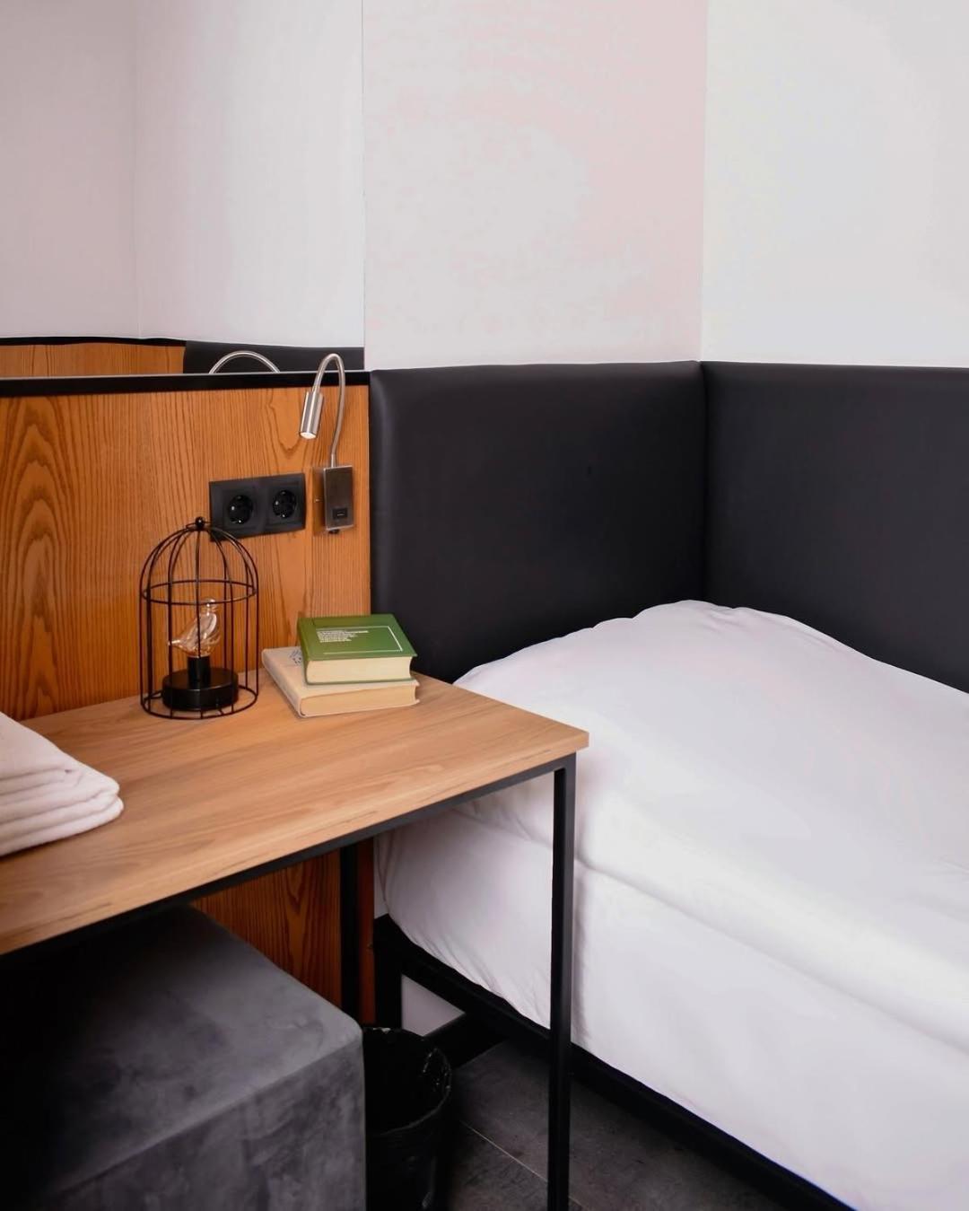 Orion Hostel Jerevan Buitenkant foto
